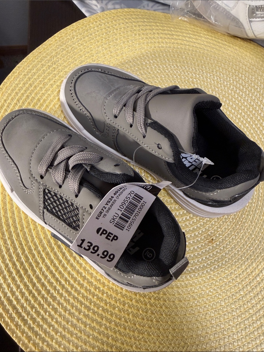 No Boundaries Gray and Black Kids Lace-Up Sneakers